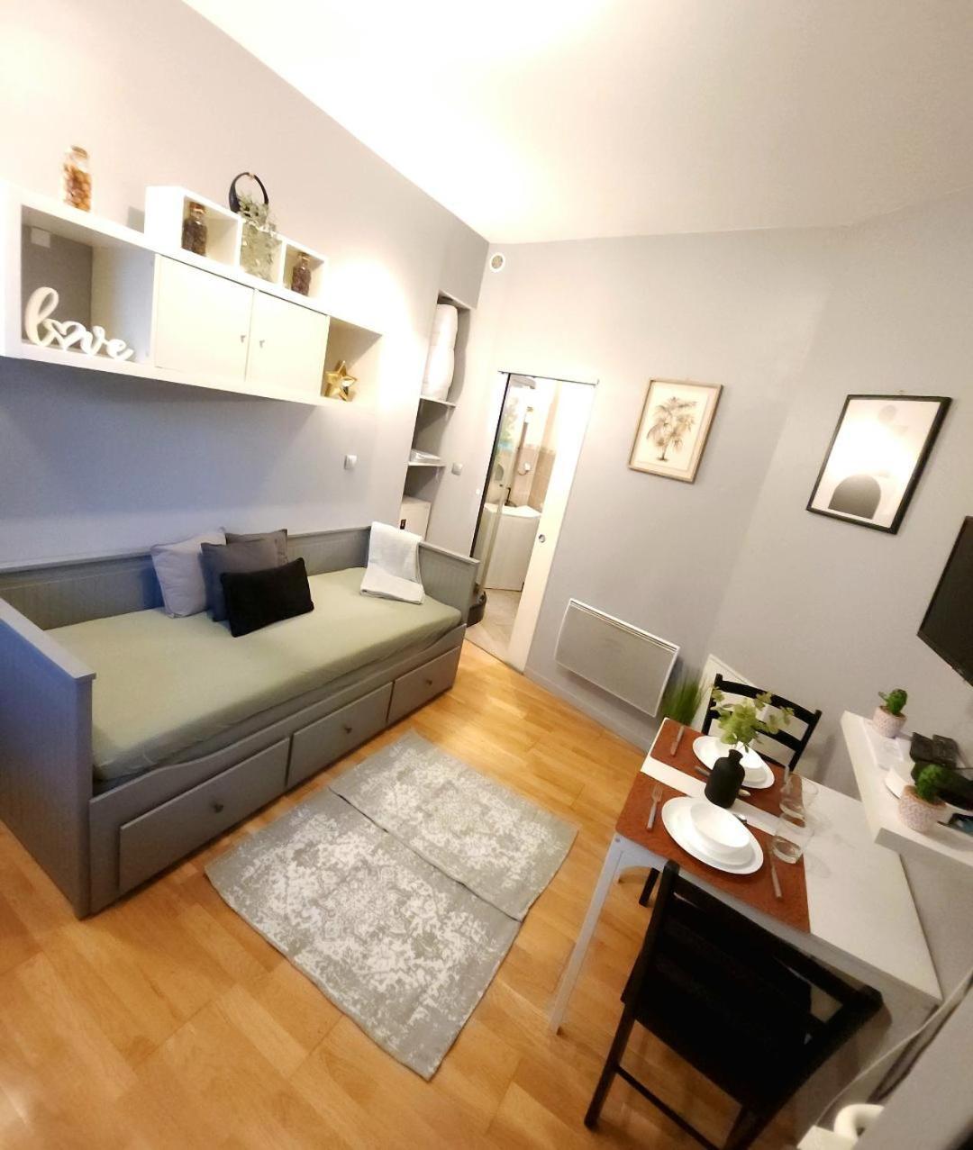 Miami Appartement ลียง ภายนอก รูปภาพ